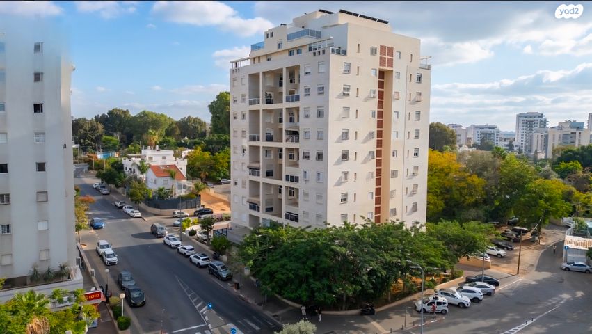 הרב אלנקווה 76