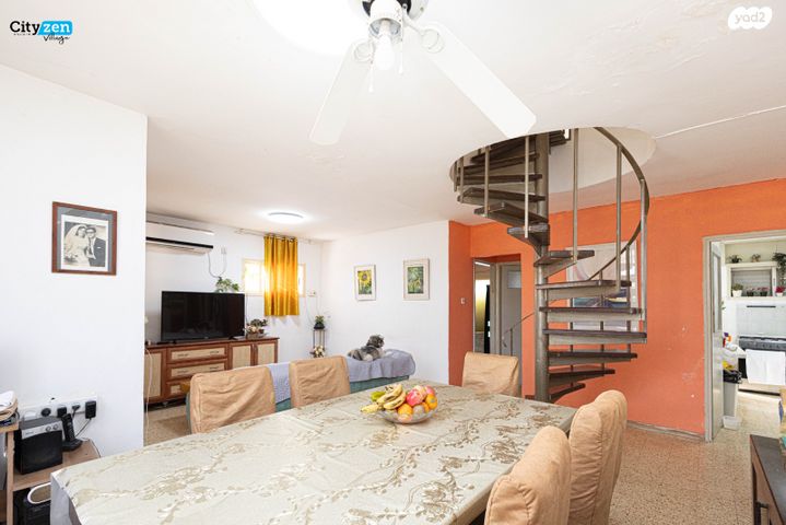 גג/ פנטהאוז