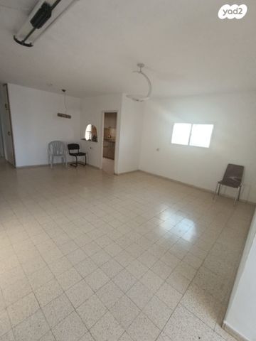 שדרות כלב בן יפונה 21