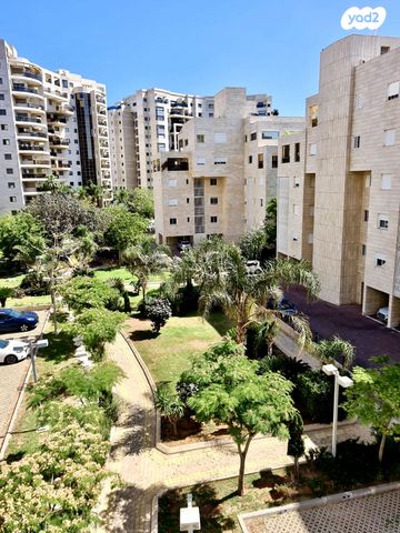 דירה, הגוש הגדול, רמת אביב החדשה, נופי ים, תל אביב יפו