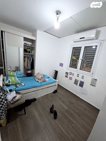 דירה, יסודות, בני ברק