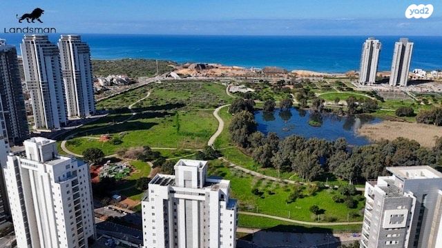 שדרות האגמים 3