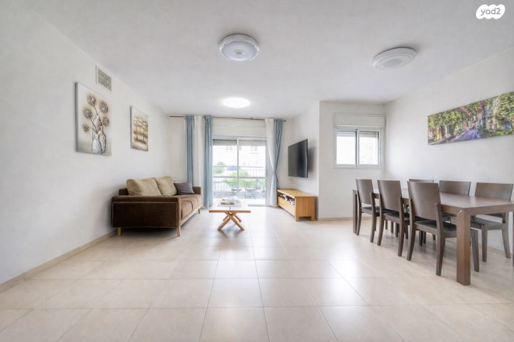 דירה, מודיעין מכבים רעות