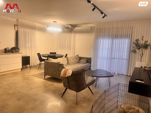 דירה, גולדה מאיר 8, שיכון עובדים, טבריה