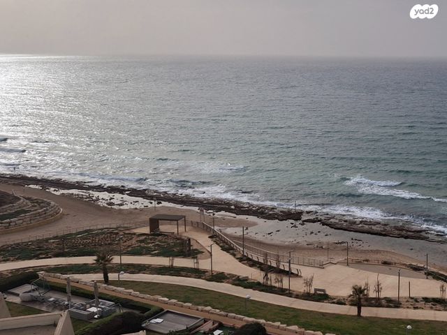 הרצל רוזנבלום 