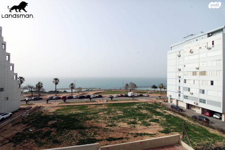 שדרות ז'בוטינסקי 10