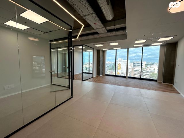 דרך מנחם בגין 