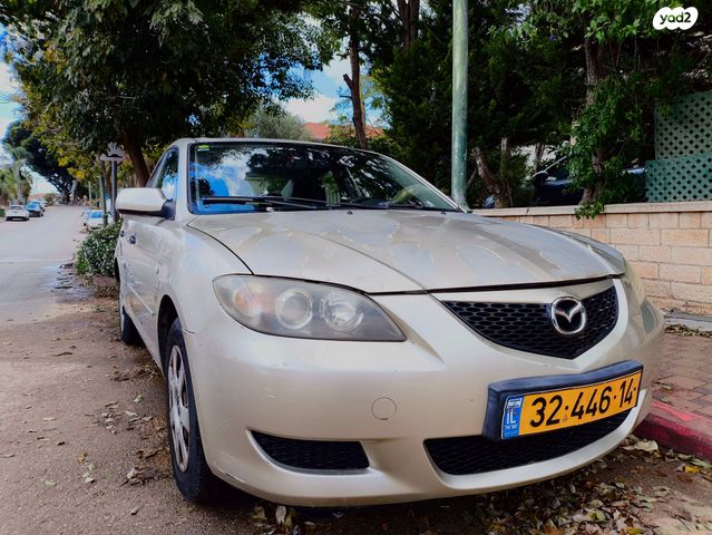 מודעת רכב מאזדה 3