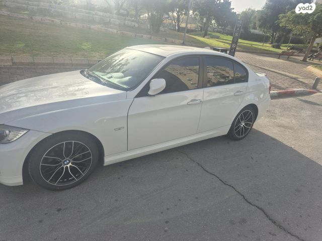 מודעת רכב ב מ וו סדרה 3