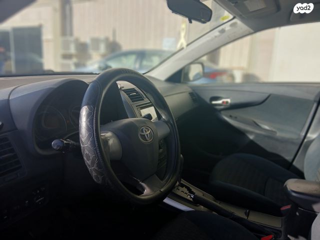 מודעת רכב טויוטה קורולה