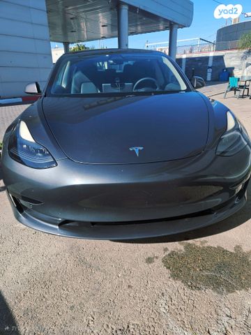מודעת רכב טסלה מודל 3