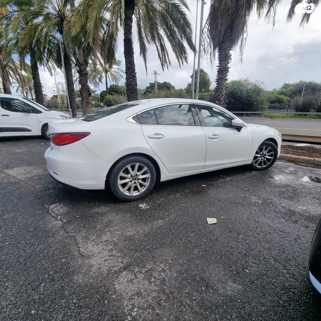 מודעת רכב מאזדה 6