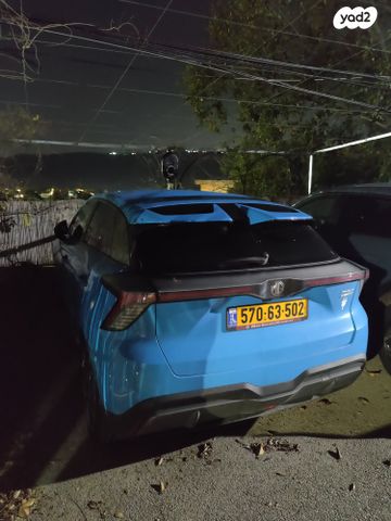 מודעת רכב אם ג'י MG4