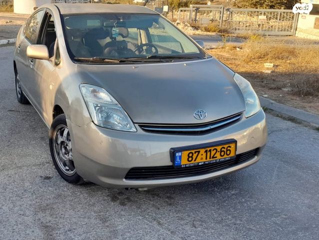 מודעת רכב טויוטה פריוס