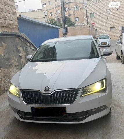 מודעת רכב סקודה סופרב