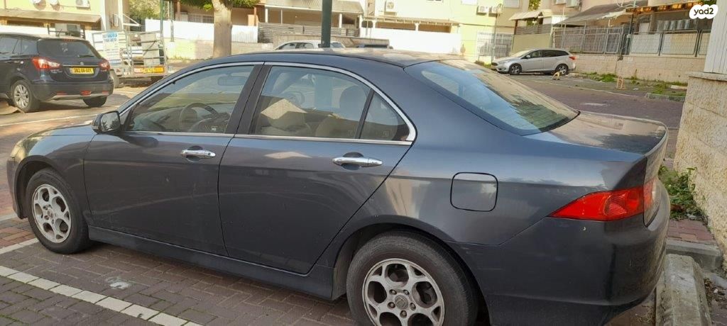 מודעת רכב הונדה אקורד