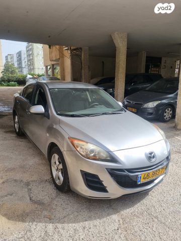 מודעת רכב מאזדה 3