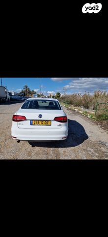 מודעת רכב פולקסווגן ג'טה 