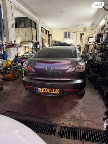 מודעת רכב מאזדה 3