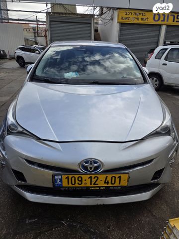 מודעת רכב טויוטה פריוס