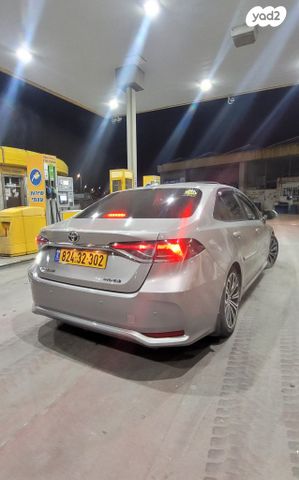 מודעת רכב טויוטה קורולה