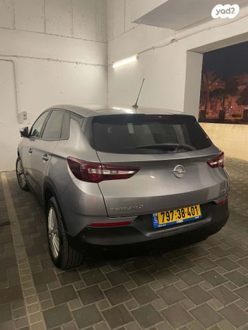 מודעת רכב אופל גרנדלנד