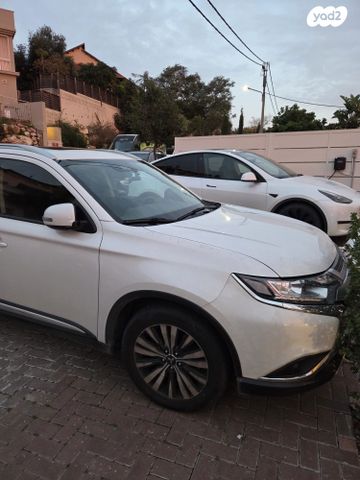 מודעת רכב מיצובישי אאוטלנדר