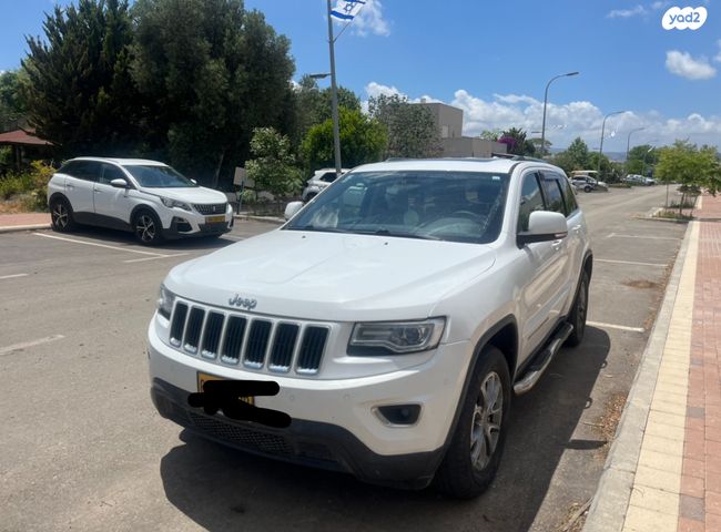 מודעת רכב ג'יפ גרנד צ'ירוקי