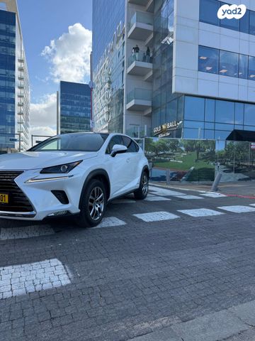 מודעת רכב לקסוס NX