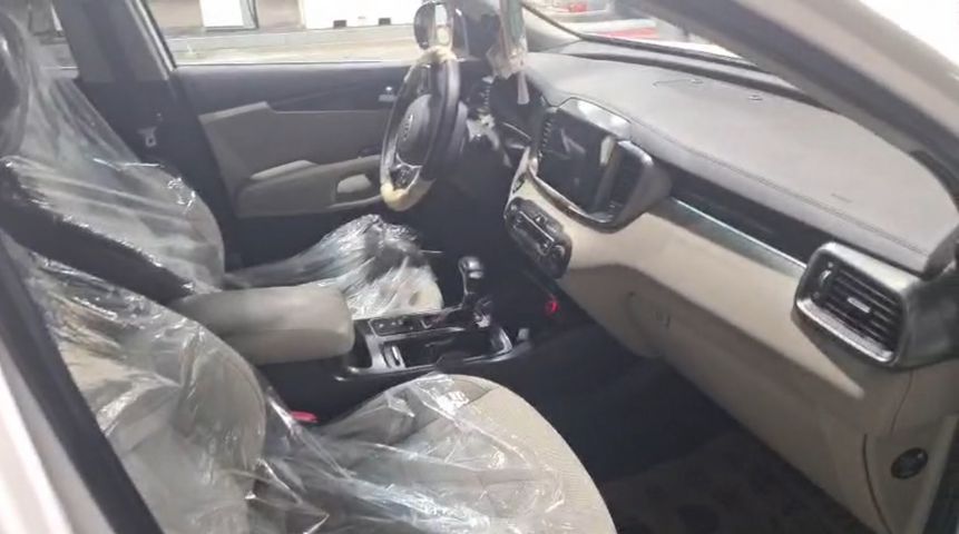 מודעת רכב קיה סורנטו