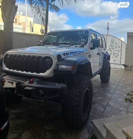 מודעת רכב ג'יפ רנגלר