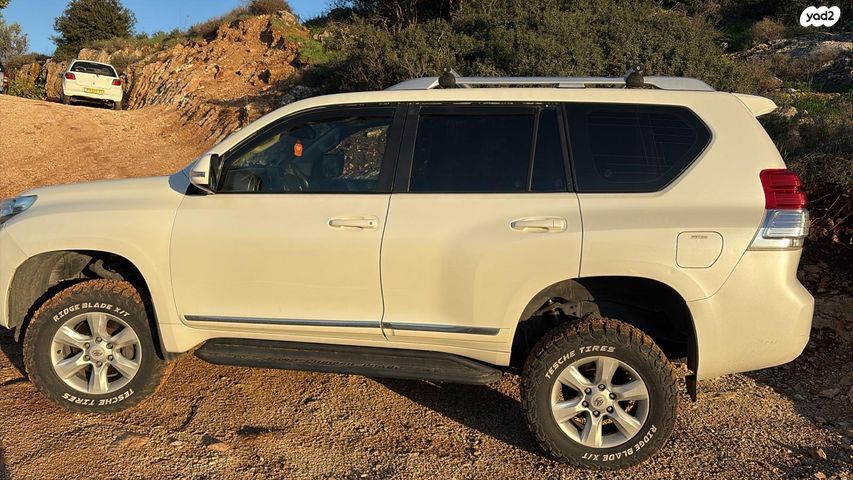 מודעת רכב טויוטה לנד קרוזר