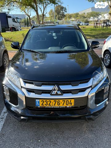 מודעת רכב מיצובישי ASX