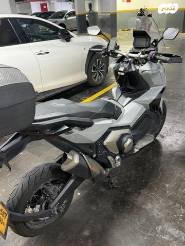 מודעת רכב הונדה X-ADV750