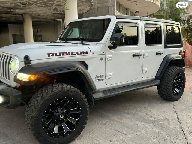 feedItemObj.data.row_1