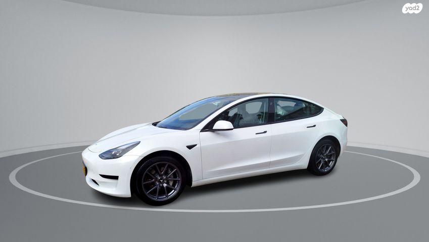 מודעת רכב טסלה מודל 3
