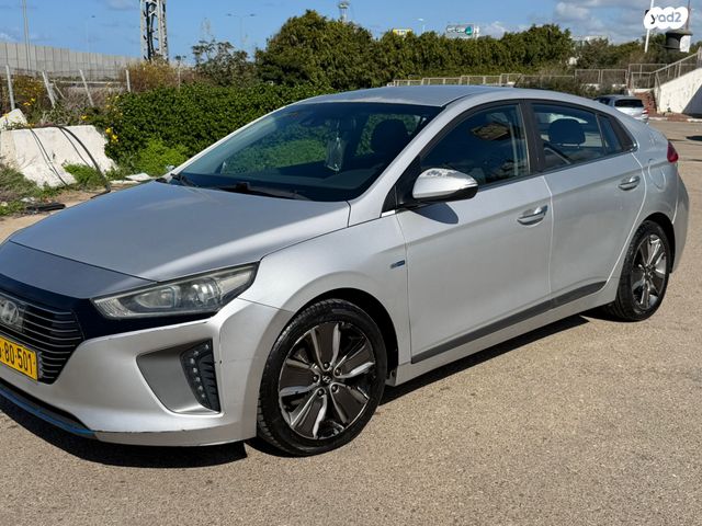 מודעת רכב יונדאי איוניק