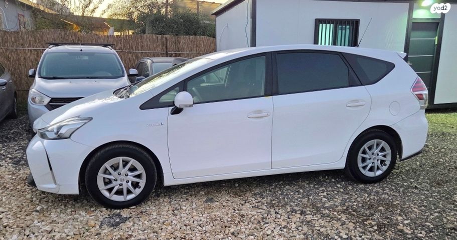 מודעת רכב טויוטה פריוס פלוס