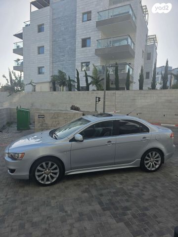 מודעת רכב מיצובישי לנסר