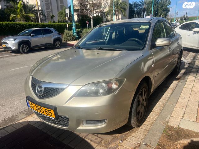 מודעת רכב מאזדה 3