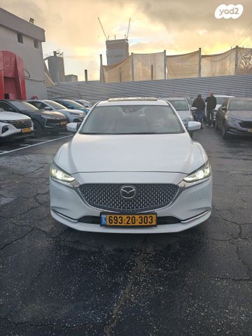 מודעת רכב מאזדה 6