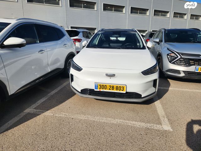 מודעת רכב ג׳ילי Geometry C