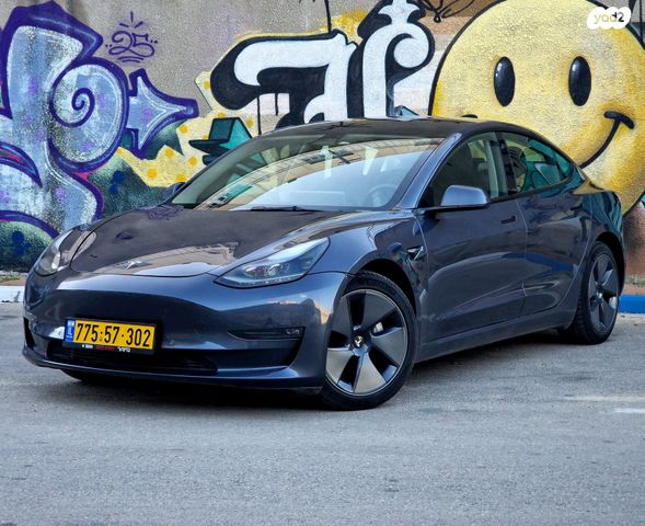מודעת רכב טסלה מודל 3