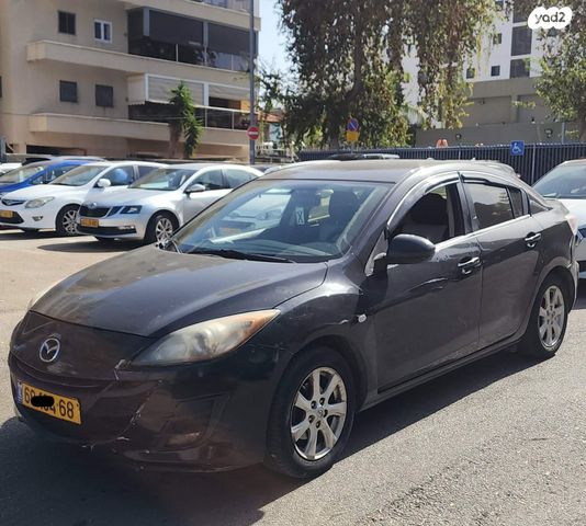 מודעת רכב מאזדה 3