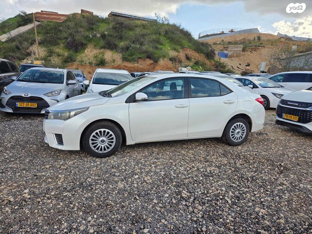 מודעת רכב טויוטה קורולה