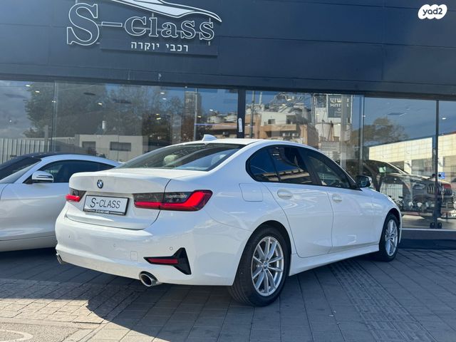 מודעת רכב ב מ וו סדרה 3