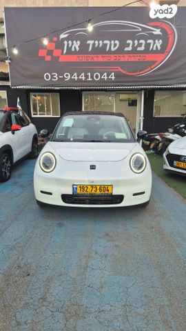 מודעת רכב ג׳יי.איי.סי 30