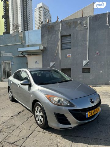 מודעת רכב מאזדה 3