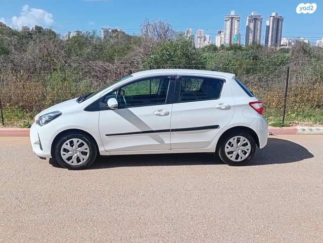 מודעת רכב טויוטה יאריס