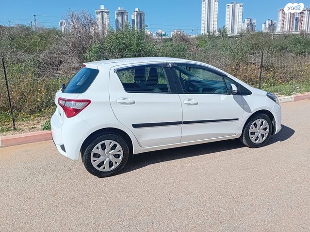 מודעת רכב טויוטה יאריס